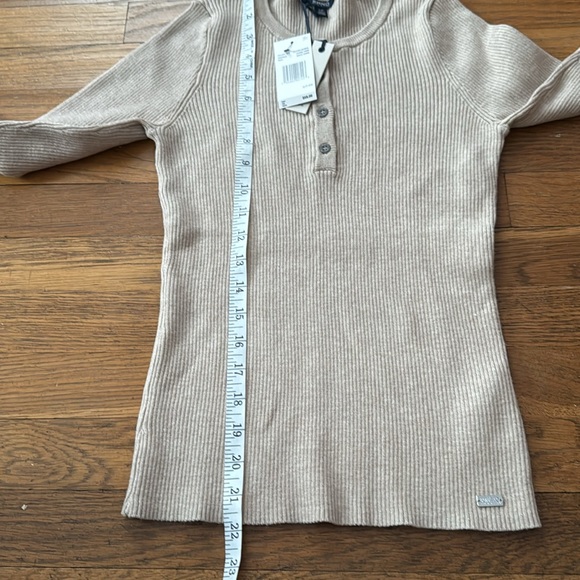 🦬 Buffalo David Bitton heather oatmeal ribbed henley sweater. Size S. NWT. - Picture 11 of 12